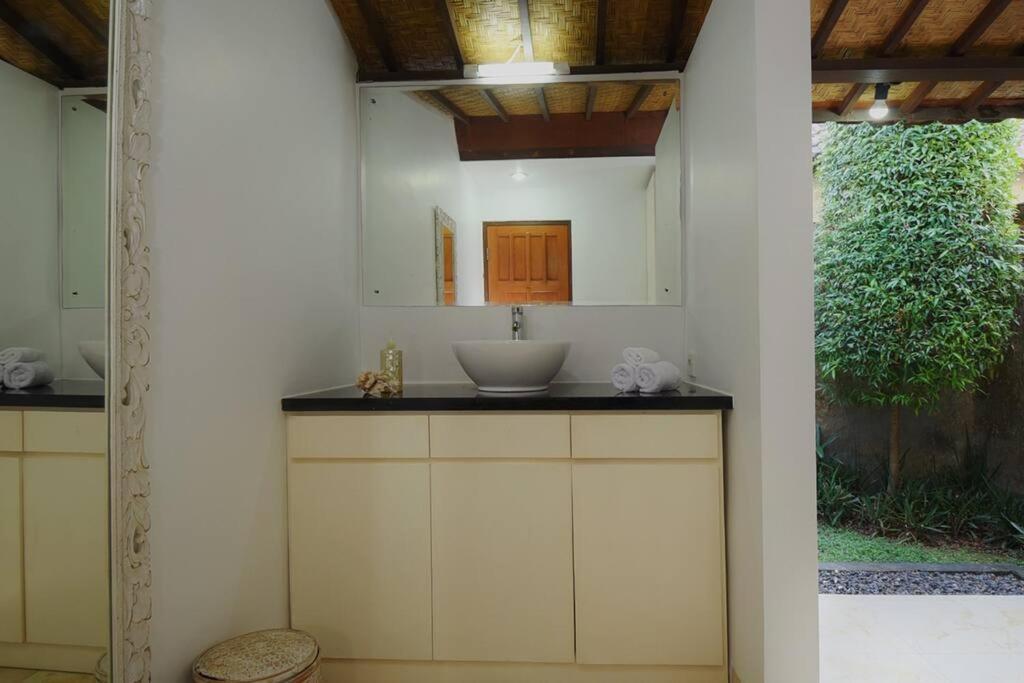 Tropical Oasis, Villa Mimba Sanur Kültér fotó