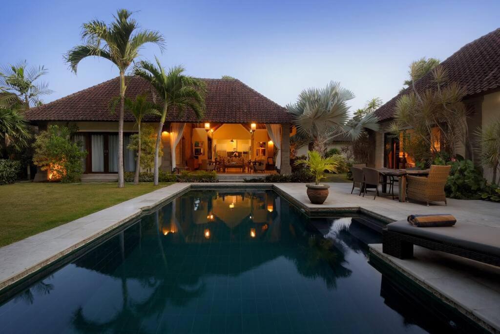 Tropical Oasis, Villa Mimba Sanur Kültér fotó