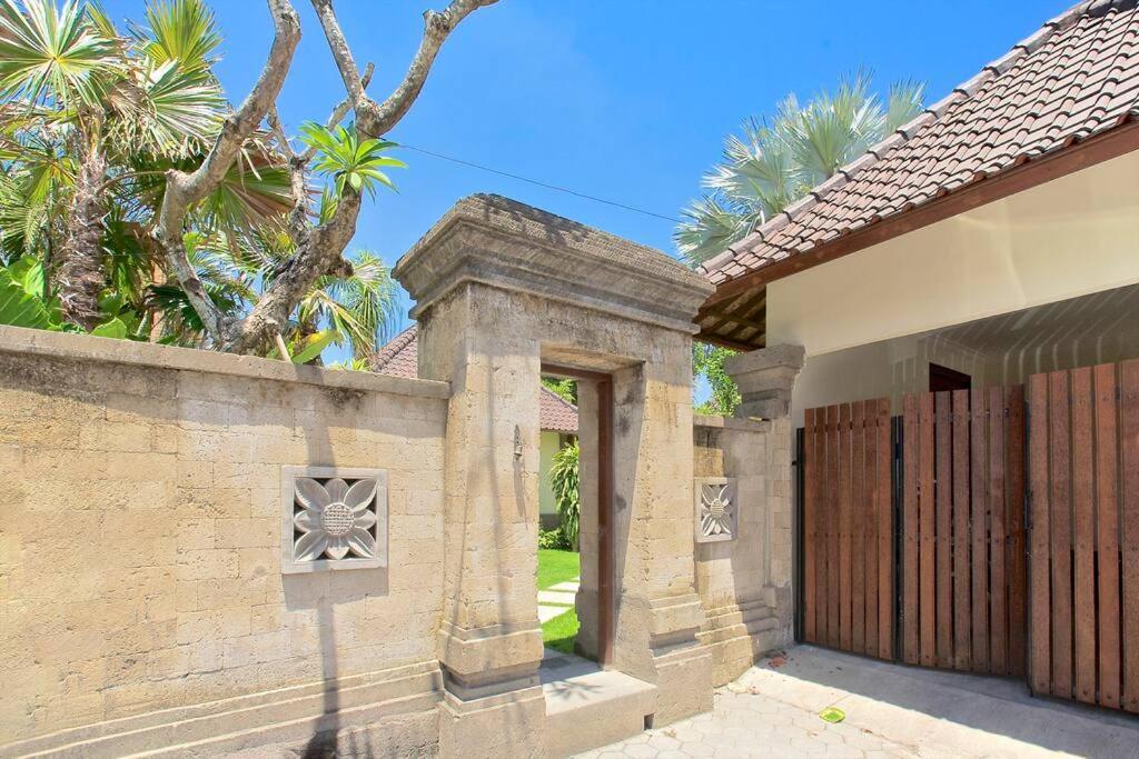 Tropical Oasis, Villa Mimba Sanur Kültér fotó